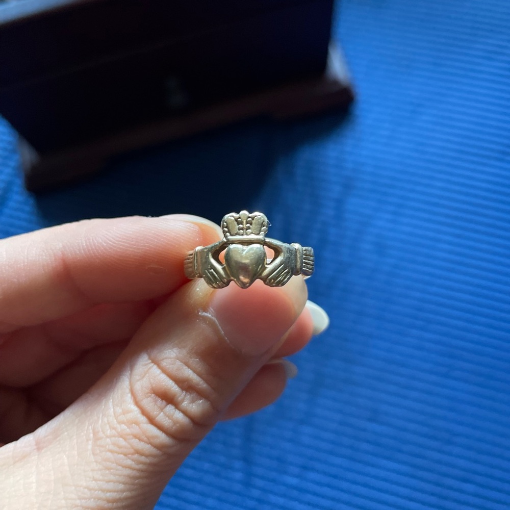 14 k gold plated claddagh ring size 8